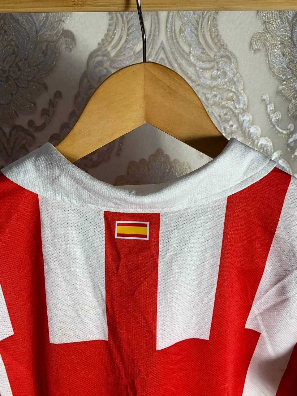 Nike Vintage Nike FC Athletic Madrid Spain Soccer Jersey Retro Size US S / EU 44-46 / 1 - 11 Thumbnail