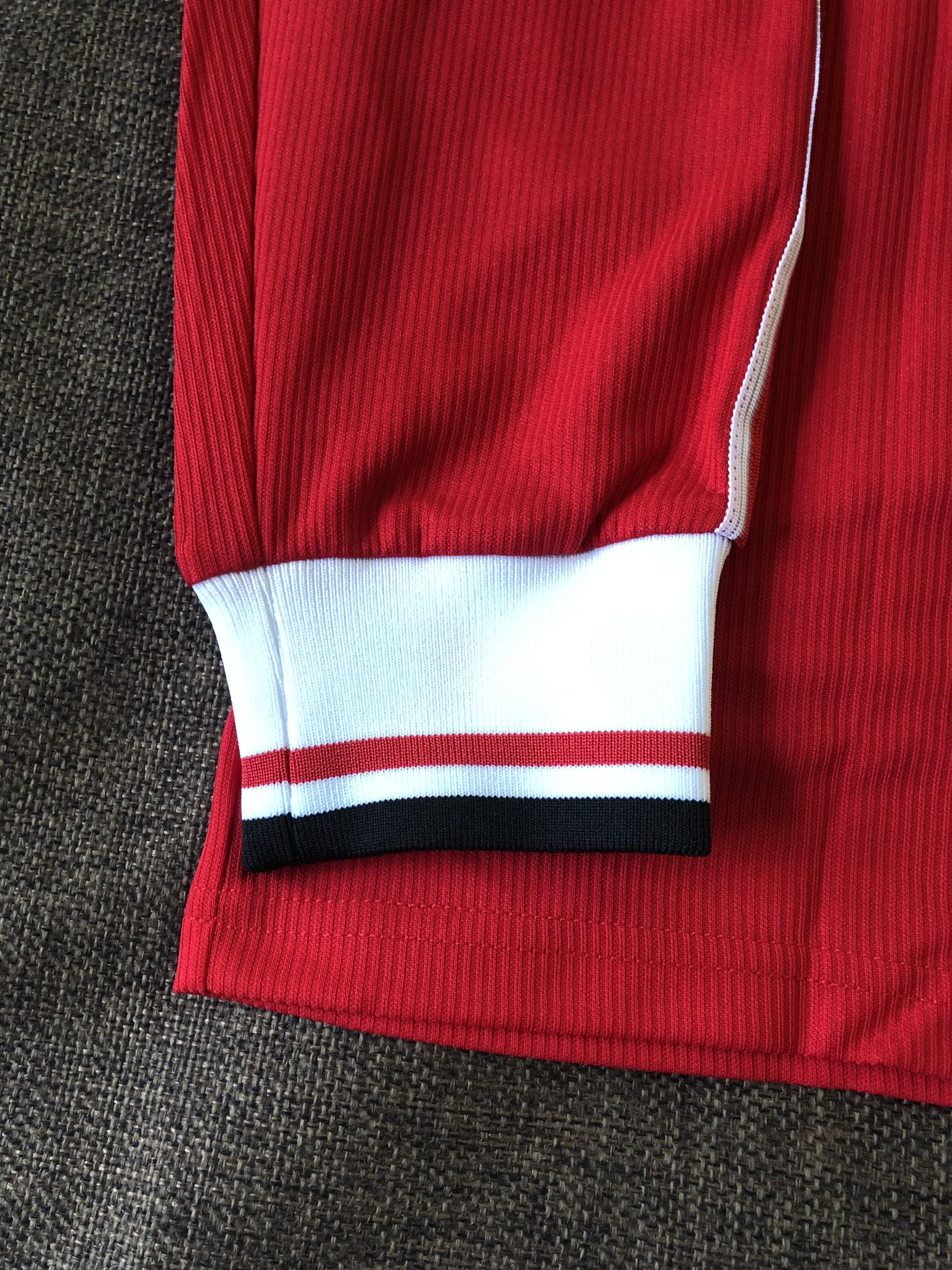 Vintage 1998-99 Manchester Home Beckham Vintage Jersey Size US L / EU 52-54 / 3 - 7 Thumbnail