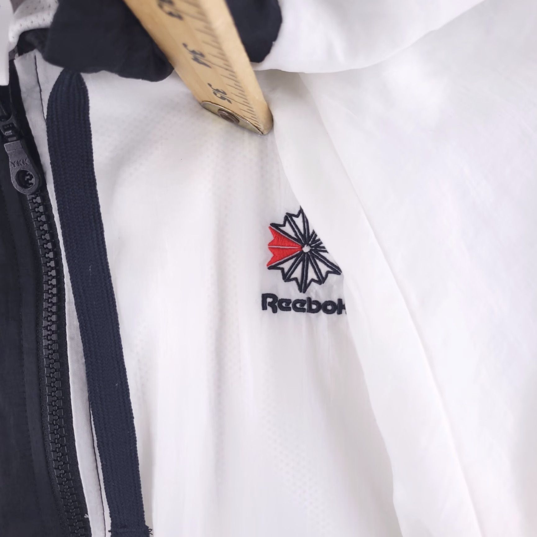 Reebok Reebok Jacket Mens M White Black Classic Track Windbreaker Retro Y2k Hoodie Size US M / EU 48-50 / 2 - 2 Thumbnail
