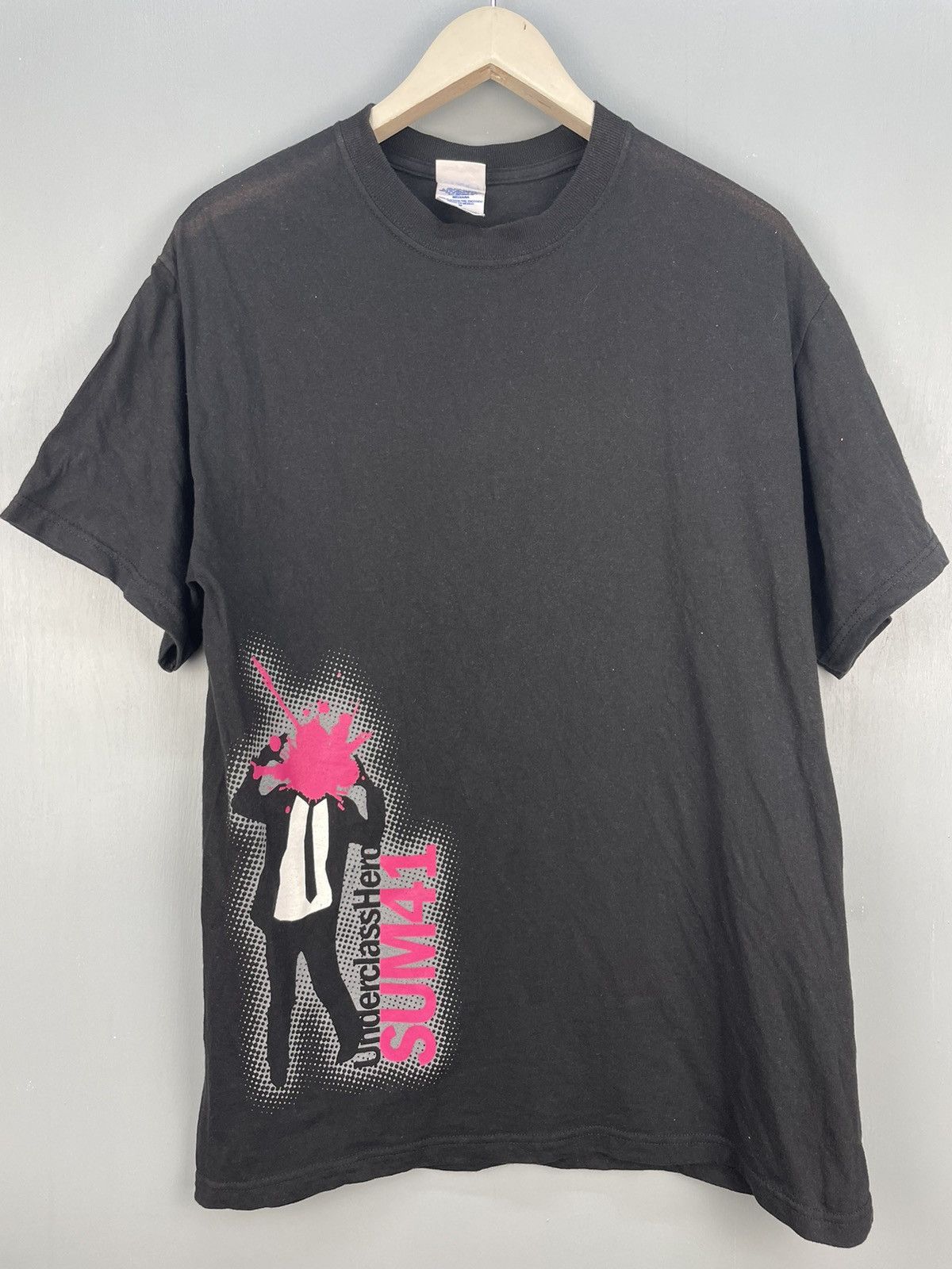 Band Tees Vintage Y2K Sum41 Underclass Hero punk rock t shirt Size US M / EU 48-50 / 2 - 3 Thumbnail