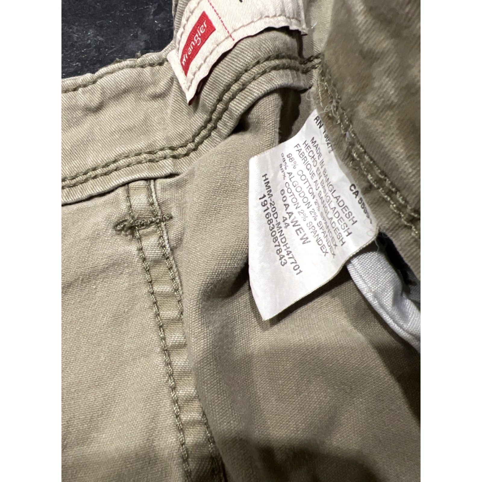 Wrangler Wrangler Cargo Shorts Men's Size 44 Relaxed Fit Cotton Outdoor Beige Size US 44 / EU 60 - 6 Thumbnail