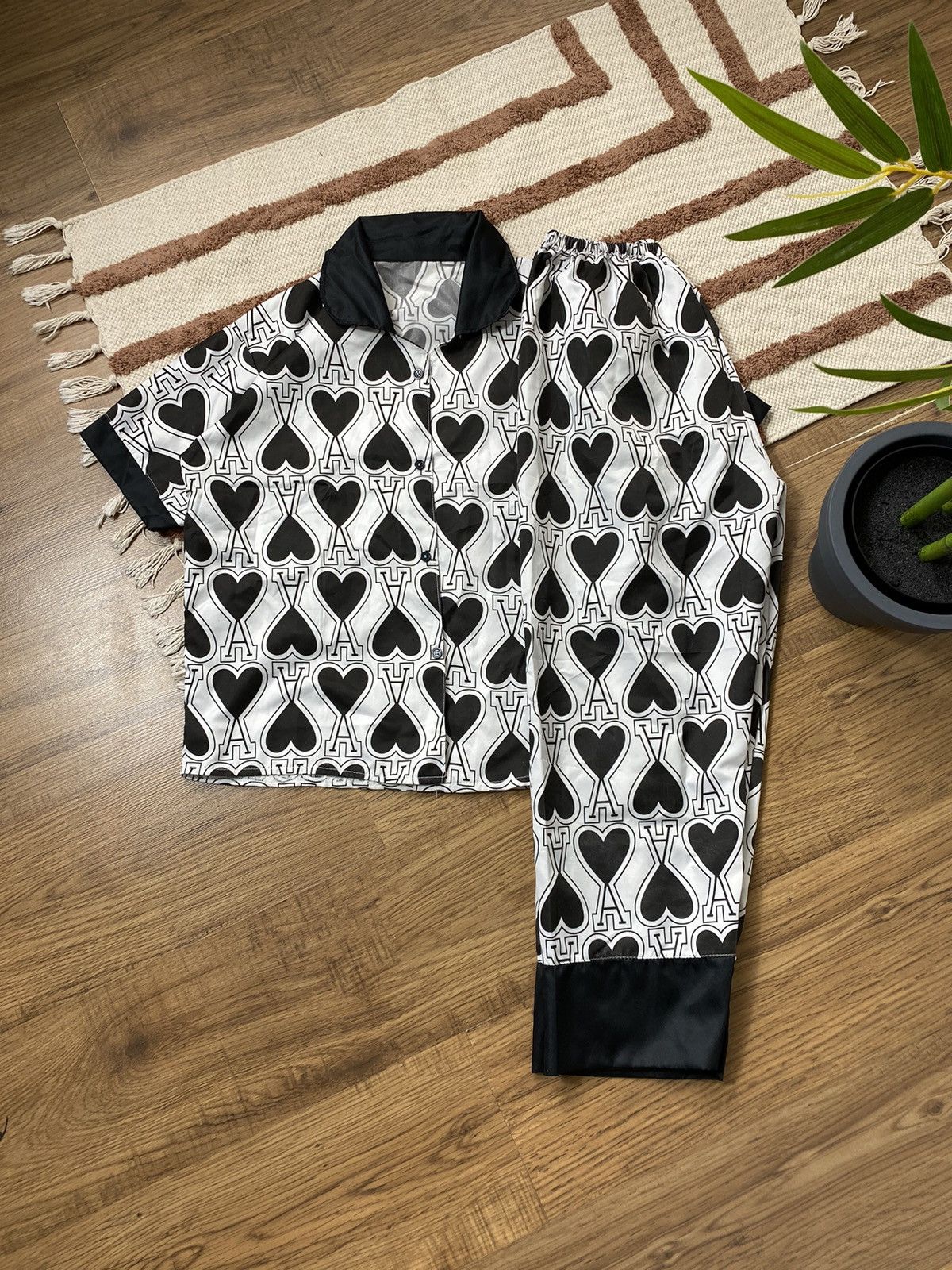 Vintage AMI STYLE MONOGRAM SATIN PAJAMA Size M / US 6-8 / IT 42-44 - 2 Thumbnail