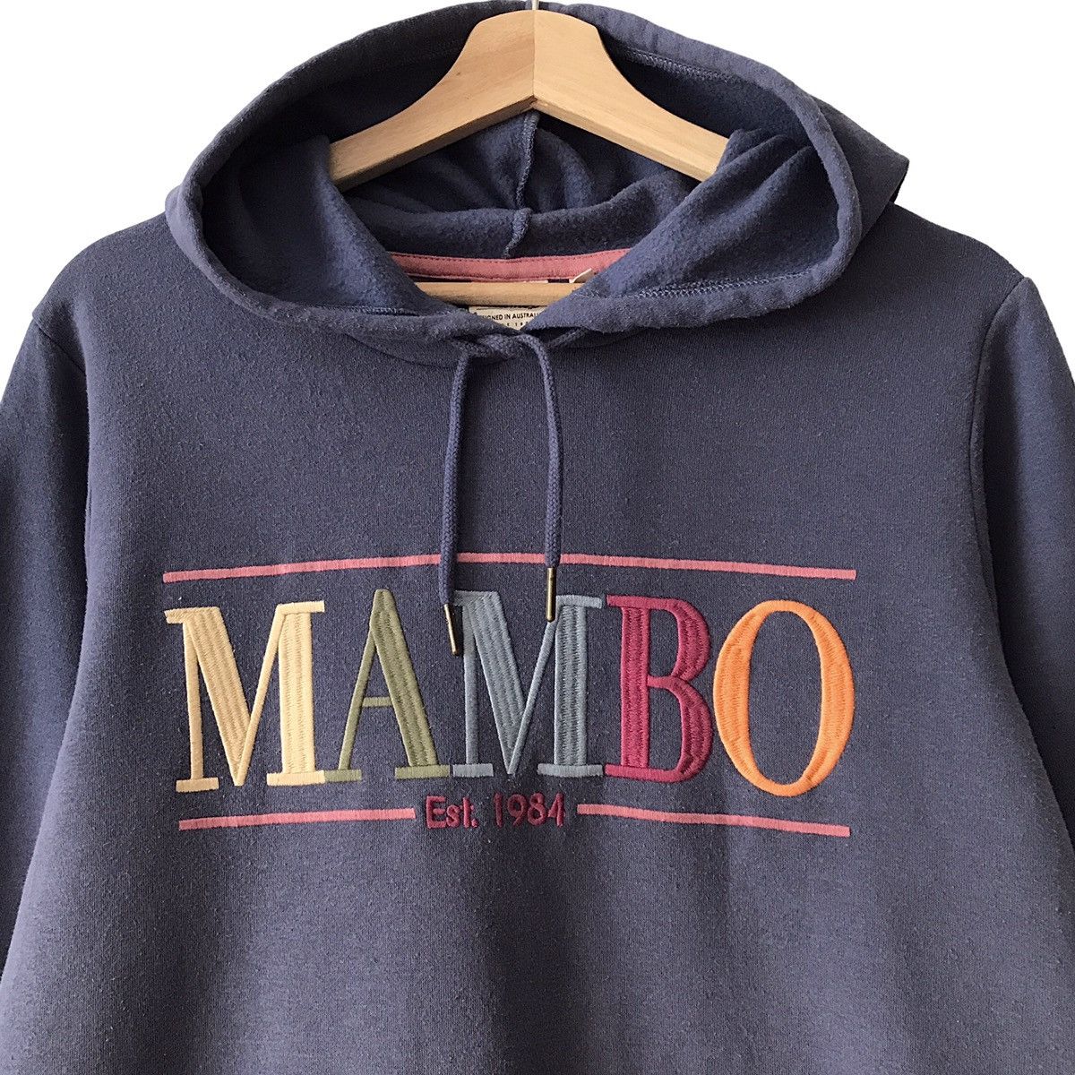Vintage Mambo Australia Embroidery Logo Pullover Hoodie Size US L / EU 52-54 / 3 - 3 Thumbnail