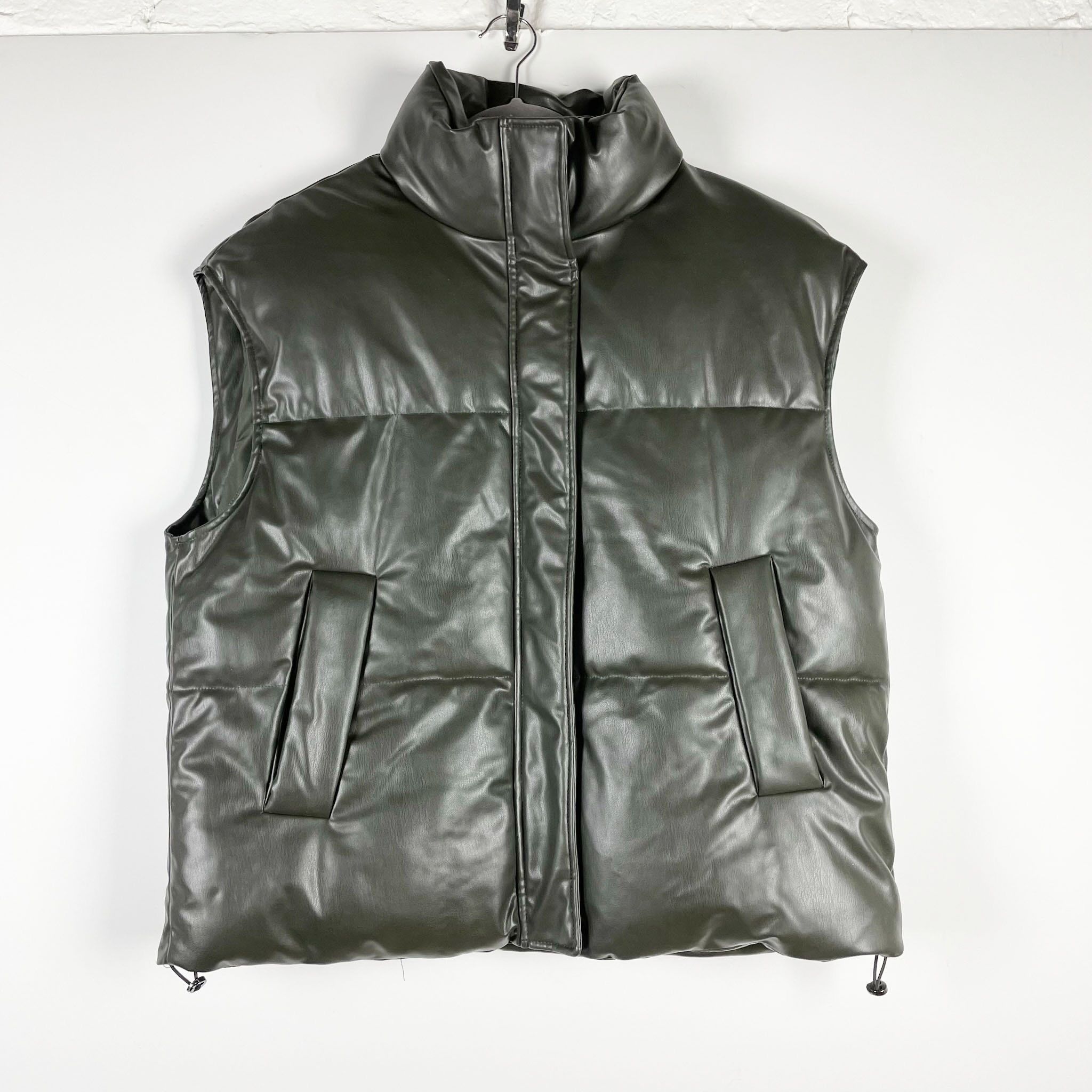 Zara Zara Faux Vegan Leather Quilted Puffer Sleeveless Size S / US 4 / IT 40 - 1 Thumbnail
