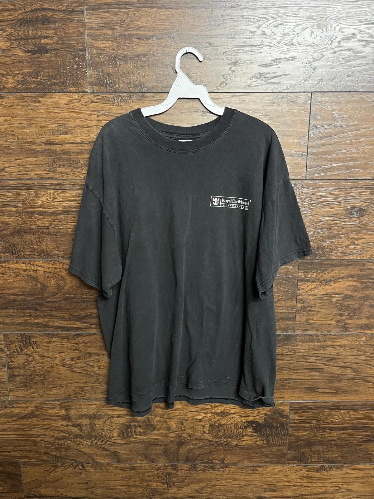 Gildan Faded Royal Caribbean Cruise T-shirt 50s & 60s Night Tee XL Size US XL / EU 56 / 4 - 2 Thumbnail