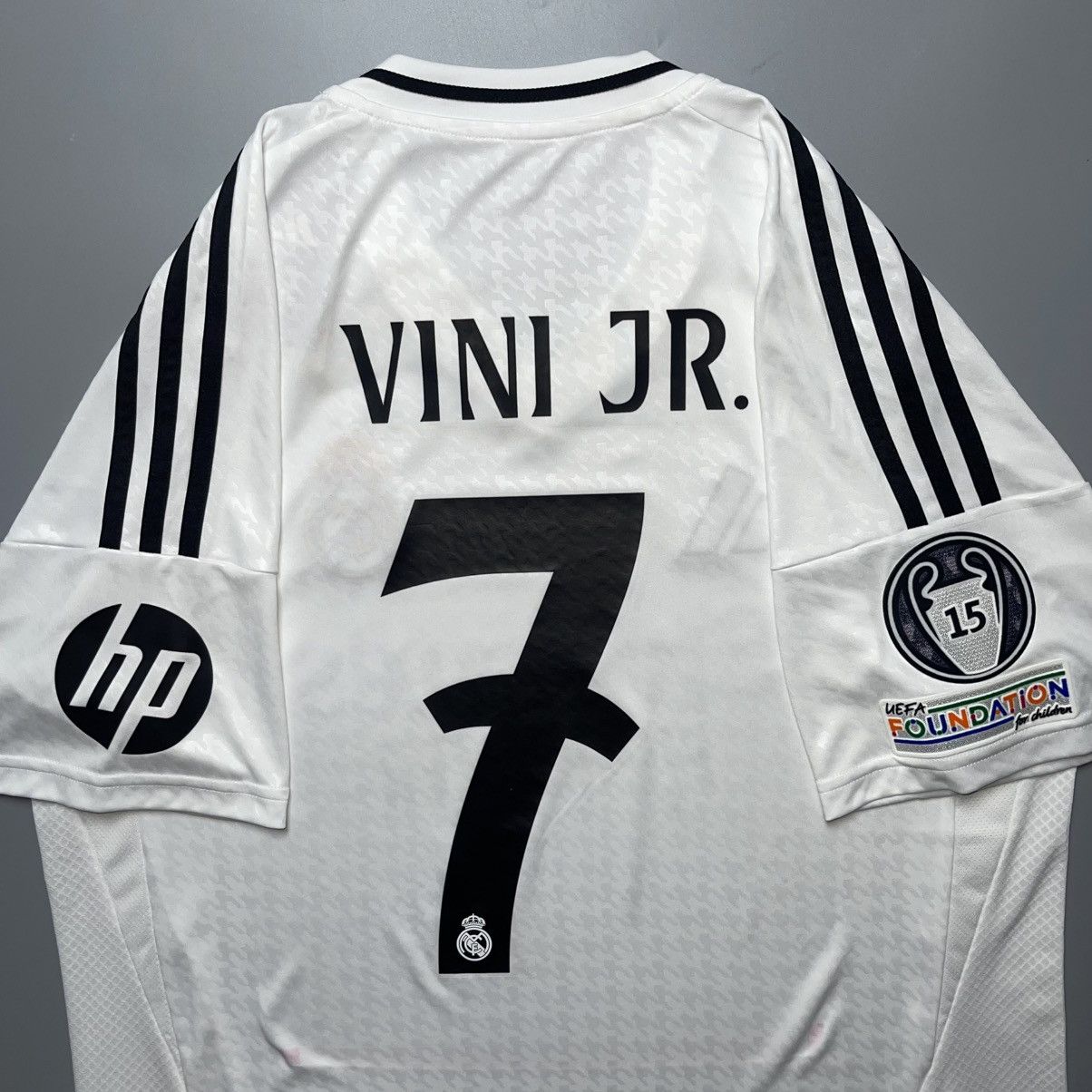 Adidas REAL MADRID ADIDAS 2024/2025 FOOTBALL HOME JERSEY #7 VINI Size US L / EU 52-54 / 3 - 9 Thumbnail