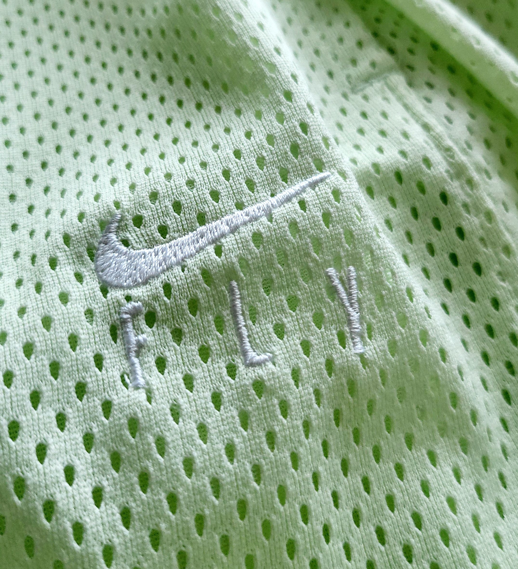 Nike NWT Nike Standard Fit Swoosh Fly Athletic Shorts Lime Ice SM Size 25" / US 0 / IT 36 - 6 Thumbnail