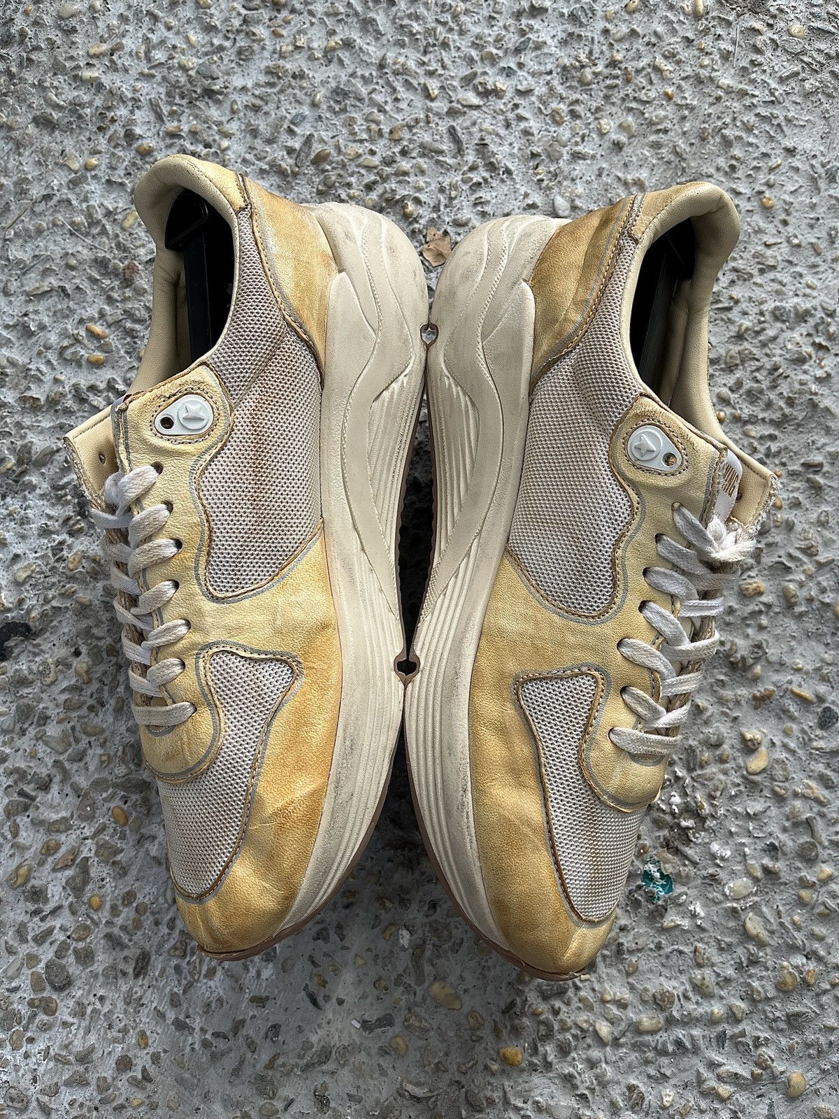 Golden Goose Running Beige Sneaker Size US 7 / EU 40 - 4 Thumbnail