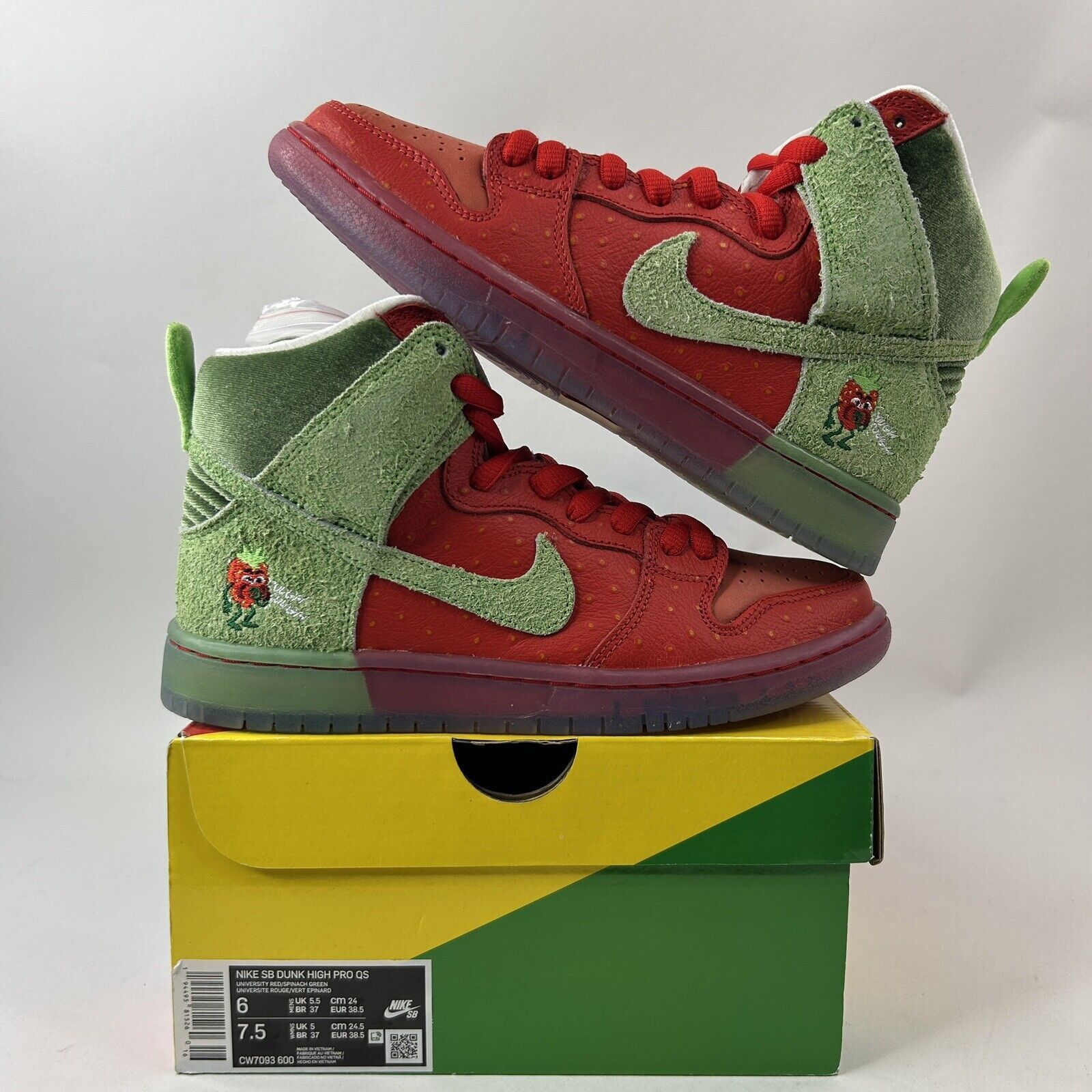 Nike Nike Dunk High SB “Strawberry Cough” 2024 Size US 6 / EU 39 - 1 Thumbnail