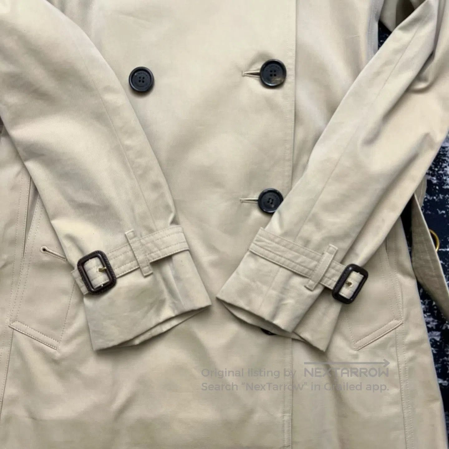 Burberry Burberry Kensington Khaki Short Trench Coat| Size XXS / US 00 / IT 34 - 4 Thumbnail