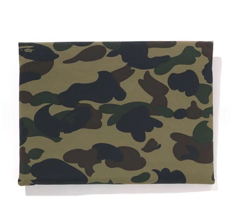 Bape Bape 15 Inch Case Size ONE SIZE - 3 Thumbnail