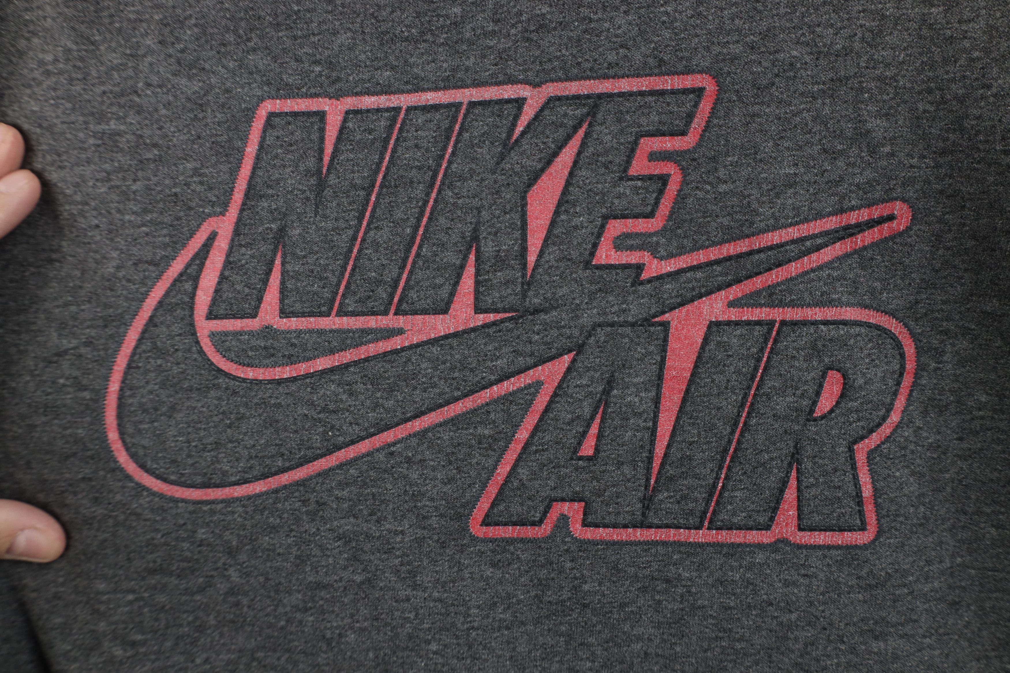 Nike Vintage 90s Y2K Nike Air Center Swoosh Long Sleeve T-Shirt Size US L / EU 52-54 / 3 - 6 Thumbnail