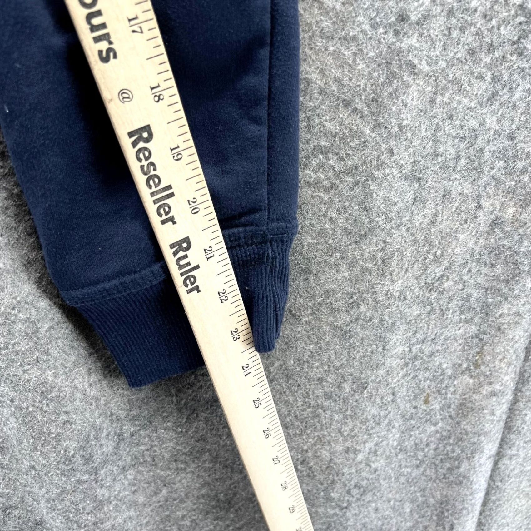 Champion Champion Sweater Men Medium Adult Blue Navy Pullover Fleece Crewneck Embroidered Logo Size US M / EU 48-50 / 2 - 4 Thumbnail