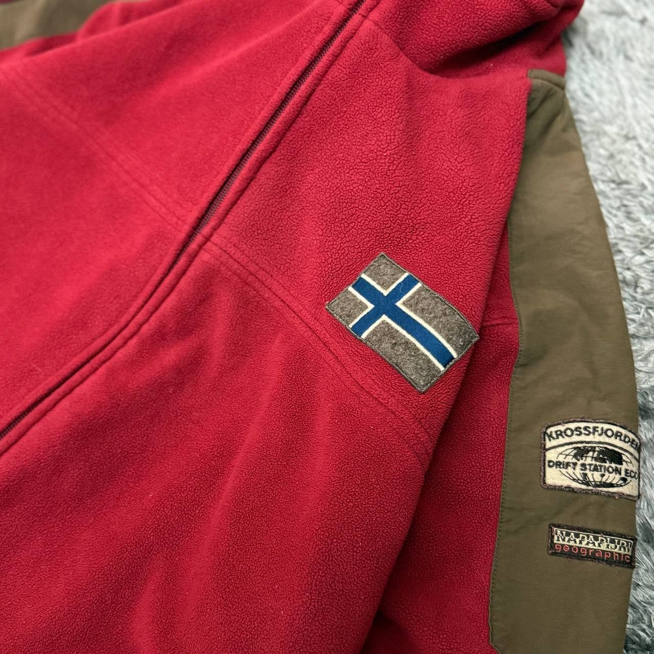 Napapijri Napapijri Size US M / EU 48-50 / 2 - 6 Thumbnail