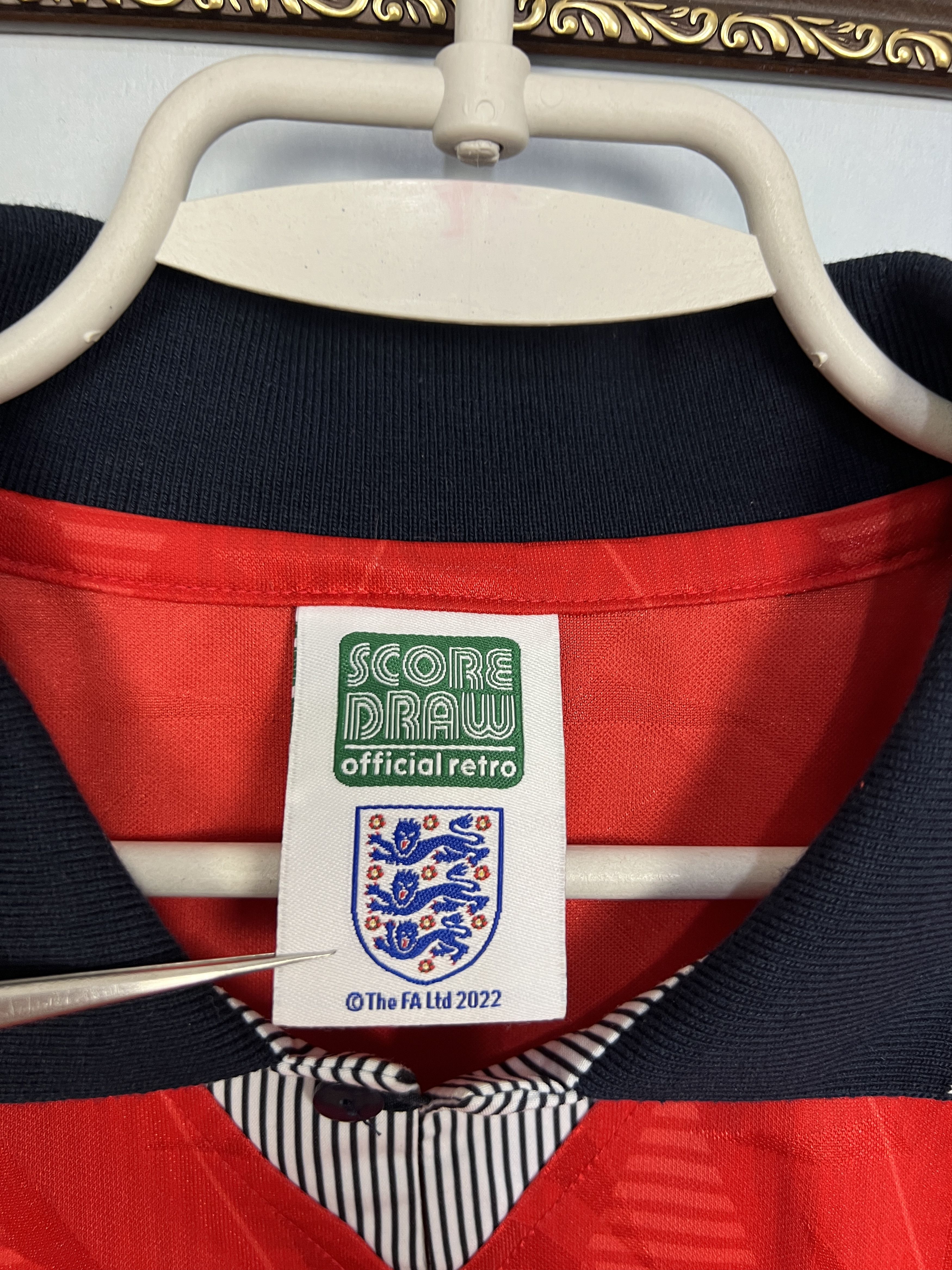 Vintage England Retro Replicas football shirt Soccer Jersey Trikot Size US L / EU 52-54 / 3 - 7 Thumbnail
