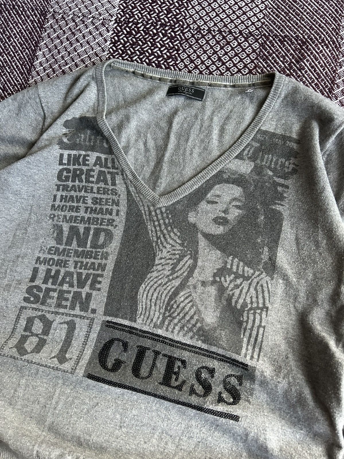 Guess Vintage Guess Avantgarde Style Unisex V-neck Sweater Size XL Size US XL / EU 56 / 4 - 3 Thumbnail