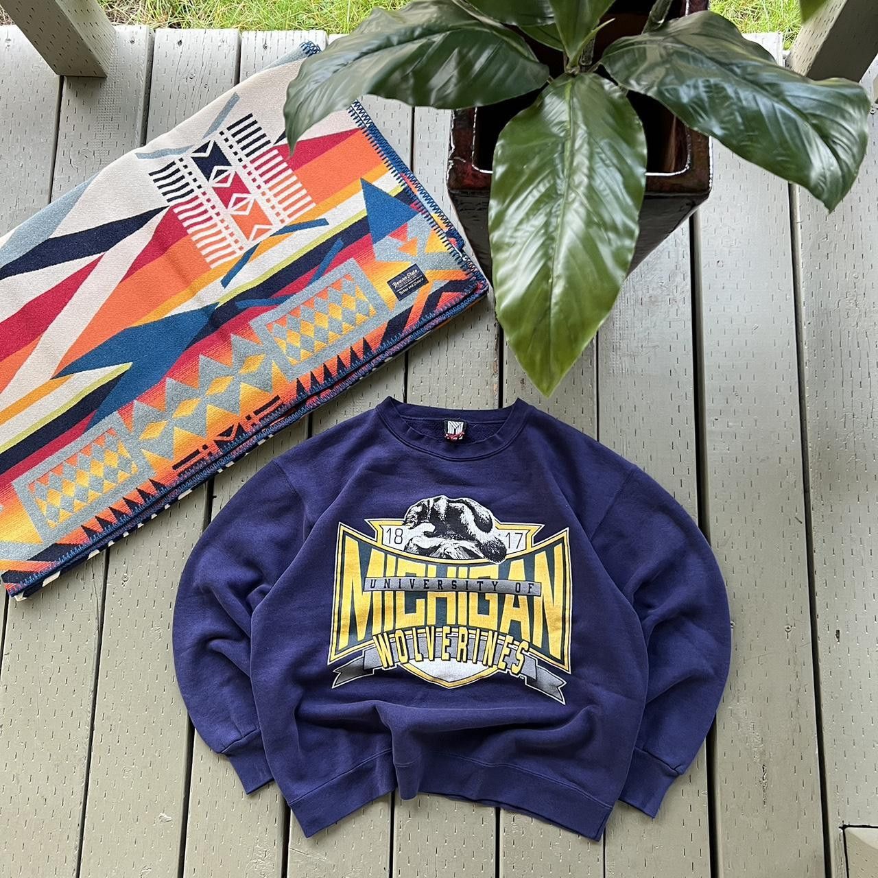 Vintage Vintage Michigan Wolverines Sweatshirts Size US M / EU 48-50 / 2 - 3 Thumbnail