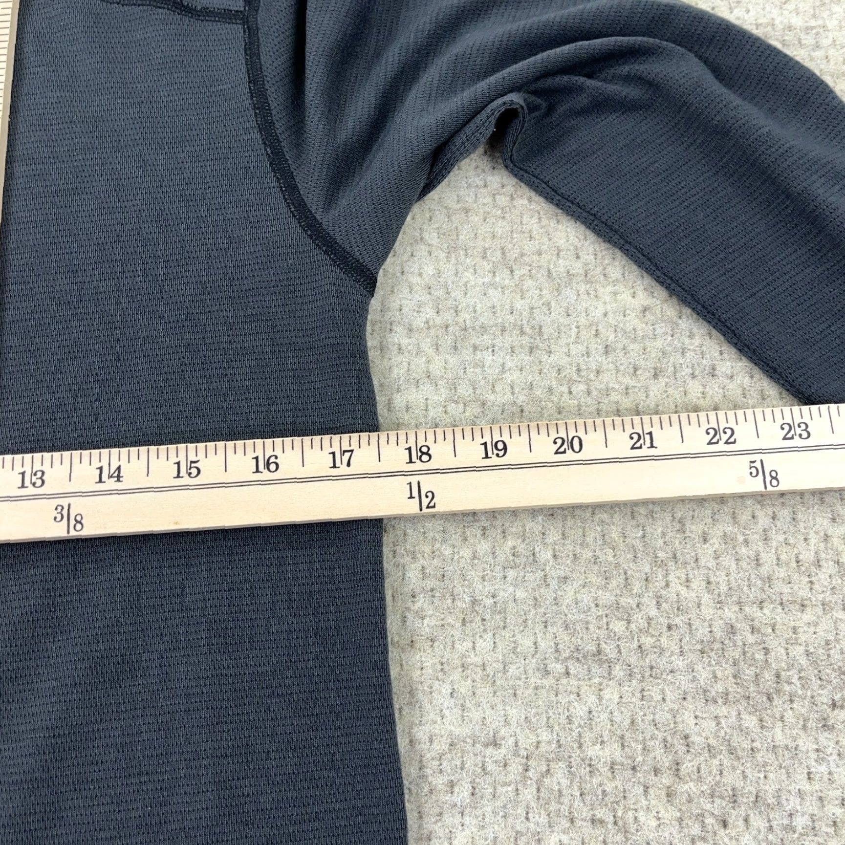 Under Armour Under Armour Shirt Men Small Gray Tee Hoodie Fitted Performance Running FIshing Shirt Regular Gray Casual Sports Mens Size US S / EU 44-46 / 1 - 7 Thumbnail