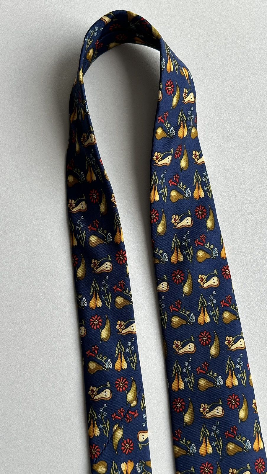Salvatore Ferragamo Salvatore Ferragamo Men Classic Tie Made In Italy 100% Silk Size ONE SIZE - 12 Thumbnail