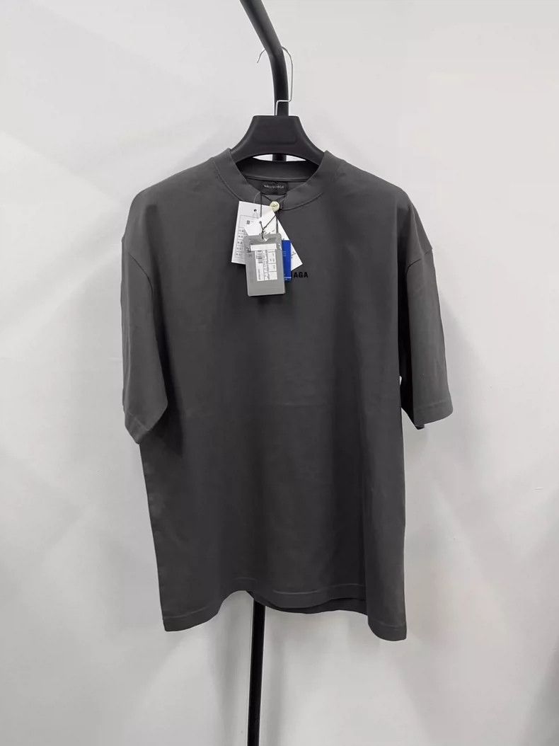 Balenciaga Balenciaga Letter Logo Embroidered Crew Neck T-Shirt Size US XS / EU 42 / 0 - 1 Thumbnail