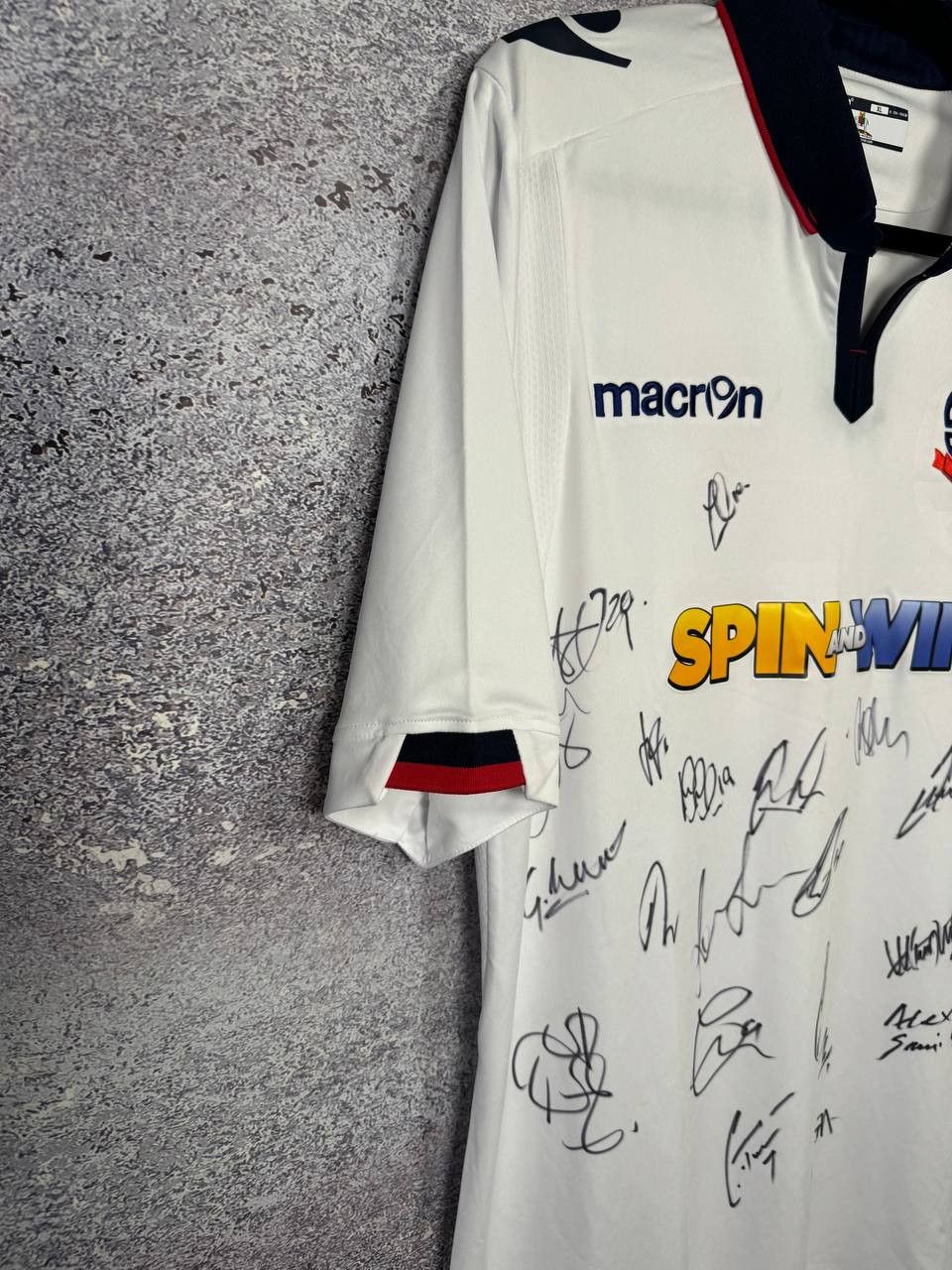 Macron × Vintage Vintage Bolton Wanderers 2016/17 Macron Soccer Jersey Size US XL / EU 56 / 4 - 5 Thumbnail