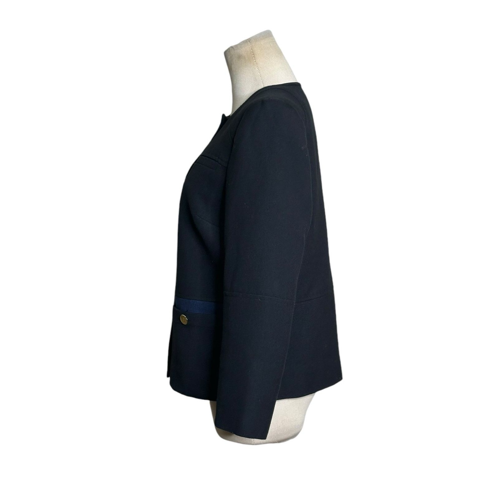 H&M H&M black blue gold buttons long sleeves blazer size 8 Size M / US 6-8 / IT 42-44 - 6 Thumbnail