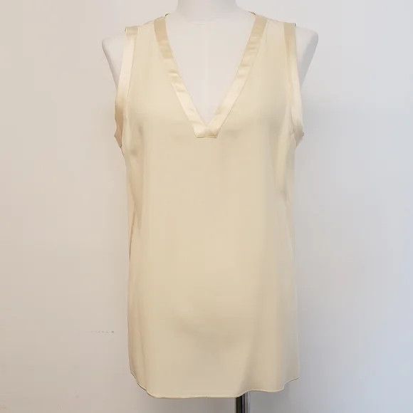 Lafayette 148 LAFAYETTE148 Perla Luxe Silk Charmeuse V-Neck Blouse - (MDS) Size S / US 4 / IT 40 - 4 Thumbnail