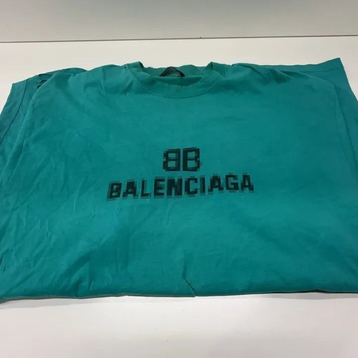 Balenciaga Balenciaga Balenciaga Distressed Logo Short Sleeve TShirt Size US XS / EU 42 / 0 - 2 Thumbnail