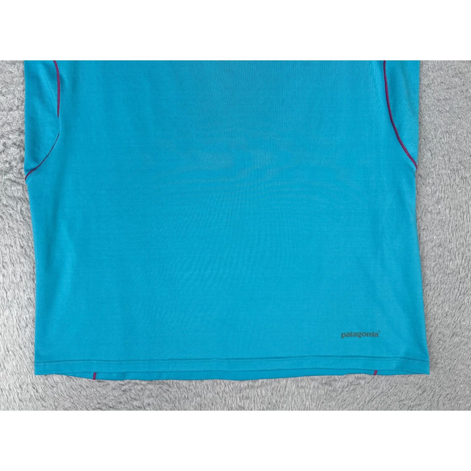 Patagonia Patagonia Shirt Women Large Blue Short Sleeve Crew Neck Polyester Blend Size L / US 10 / IT 46 - 5 Thumbnail