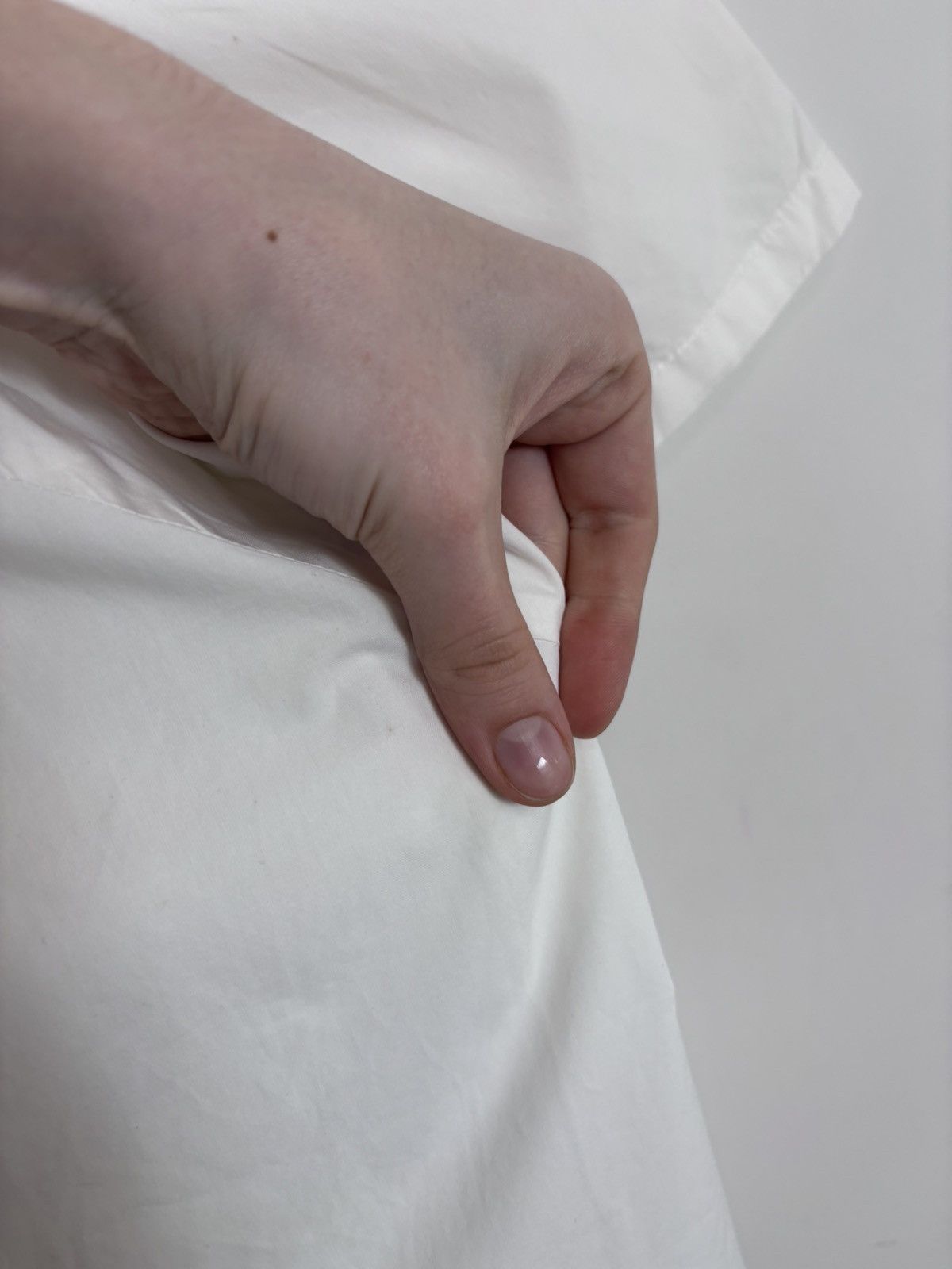 Gianfranco Ferre Vintage Gianfranco Ferre Women’s White Short Sleeve Shirt Size L / US 10 / IT 46 - 11 Thumbnail