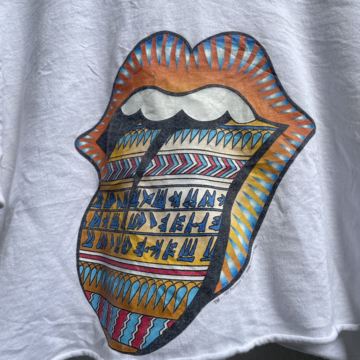 Band Tees × The Rolling Stones × Vintage Vintage 90s The Rolling Stones Cropped T-Shirt Size US XL / EU 56 / 4 - 2 Thumbnail