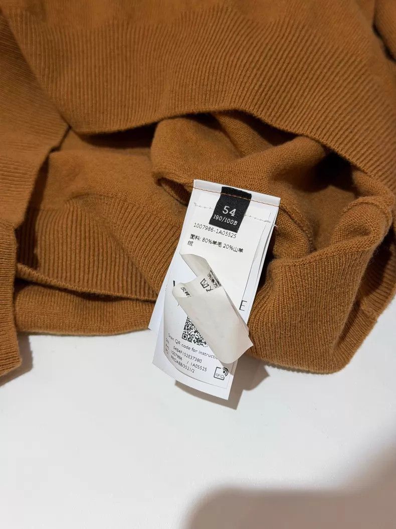 Versace Versace Solid color stud embellished knit with long sleev Size L / US 10 / IT 46 - 5 Thumbnail