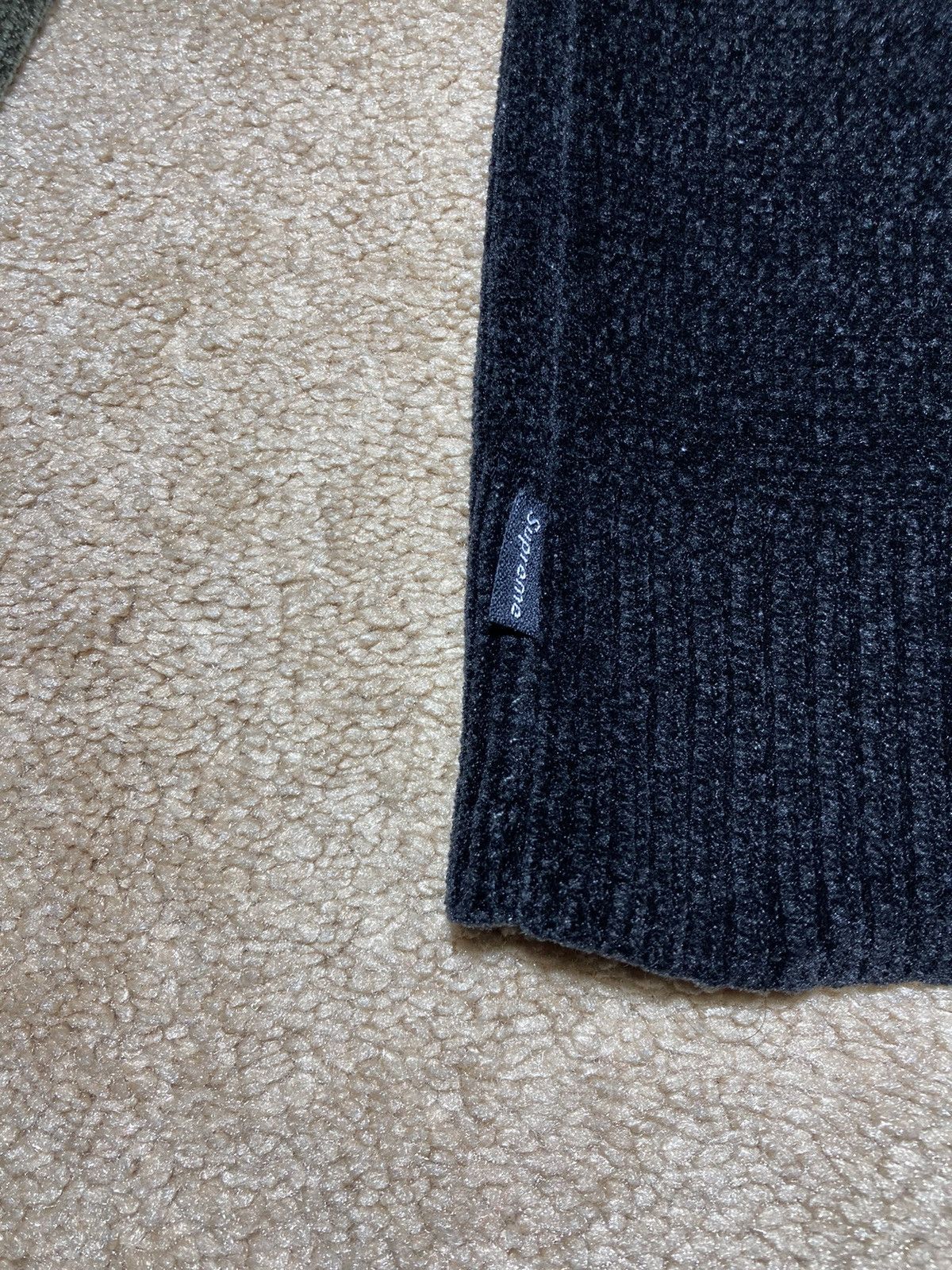Supreme FW18 Supreme Striped Chenille Sweater Logo Green Black 2018 Size US S / EU 44-46 / 1 - 8 Thumbnail