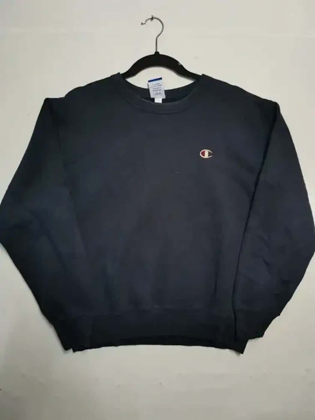 Champion Vintage Champion Authentic Athletic Apparel Sweatshirt Size US M / EU 48-50 / 2 - 1 Thumbnail
