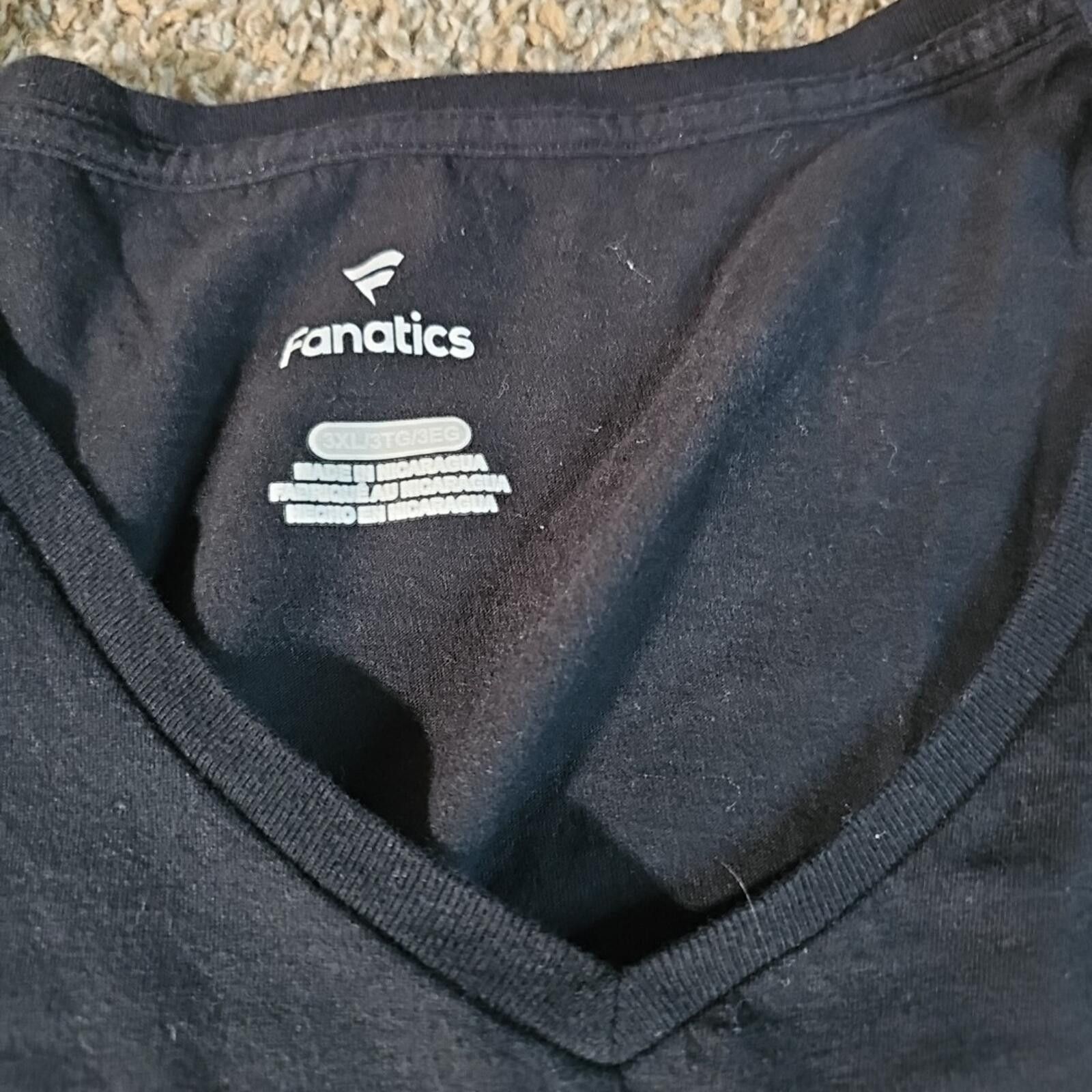Other Fanatics 3XL Womens Vneck tshirt Size 3XL / US 20-22 - 3 Thumbnail