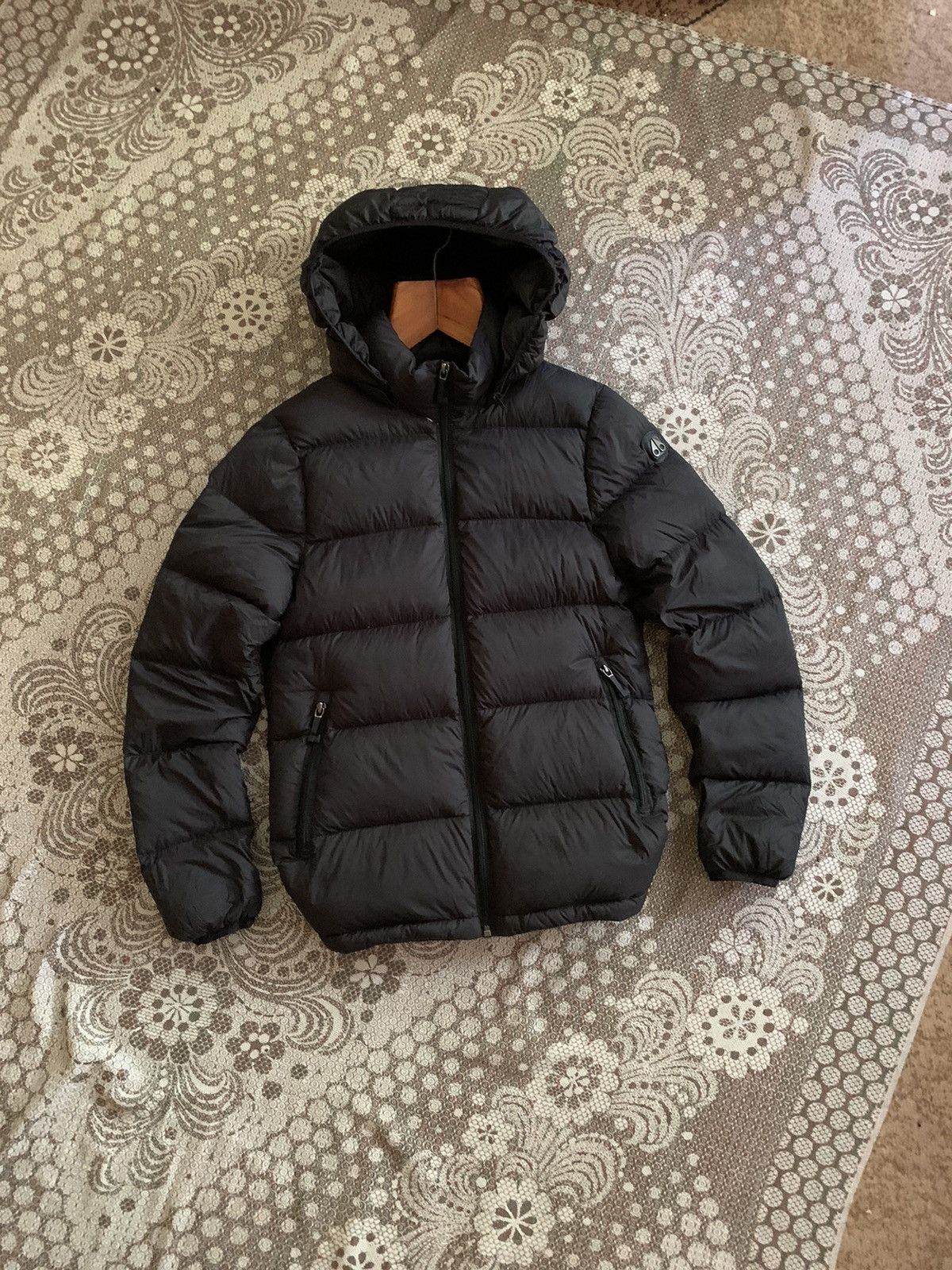 Moose Knuckles Moose knuckles down jacket woman s/p rare item luxury Size S / US 4 / IT 40 - 1 Thumbnail