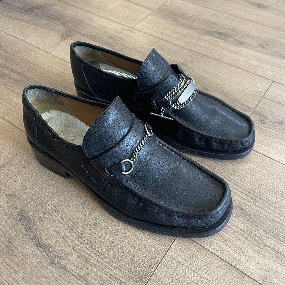 その他 MARGIELA CALFSKIN LOAFERS WITH CHAIN 42 Maison Margiela Maison Margiela Chain Loafers | Grailed