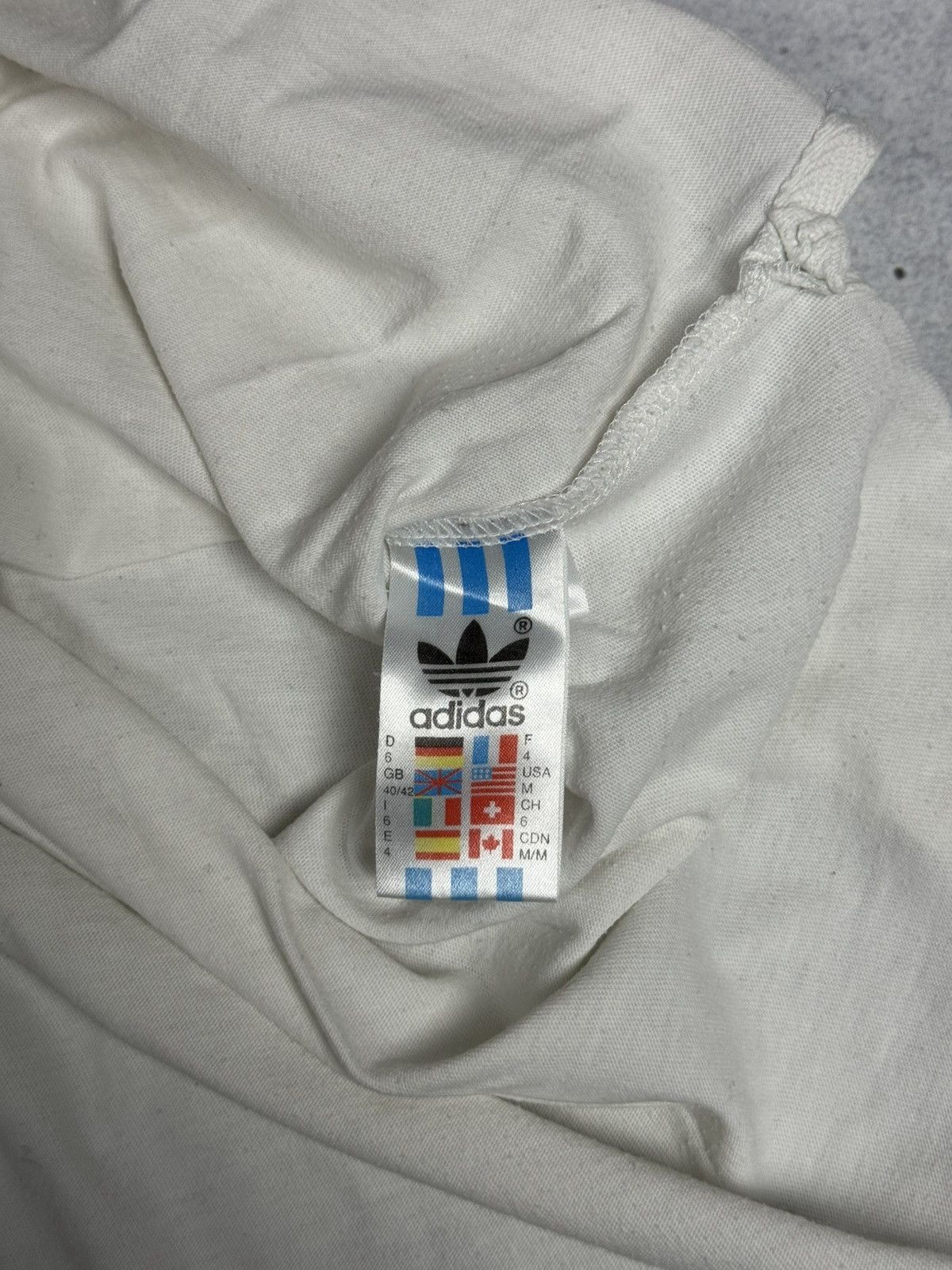 Adidas 90s Adidas Three Stripes Retro Tee Shirt Soccer Size US M / EU 48-50 / 2 - 4 Thumbnail