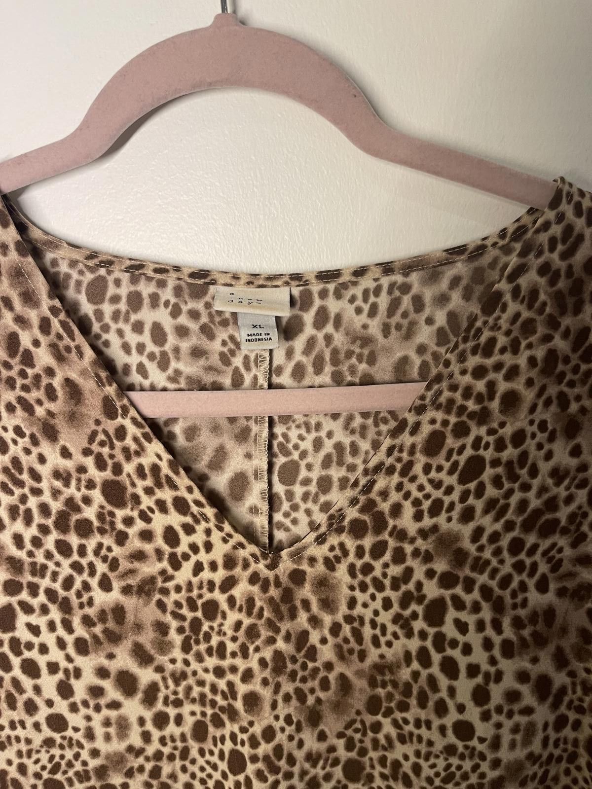 Designer A New Day Animal Print top Size ONE SIZE - 2 Thumbnail