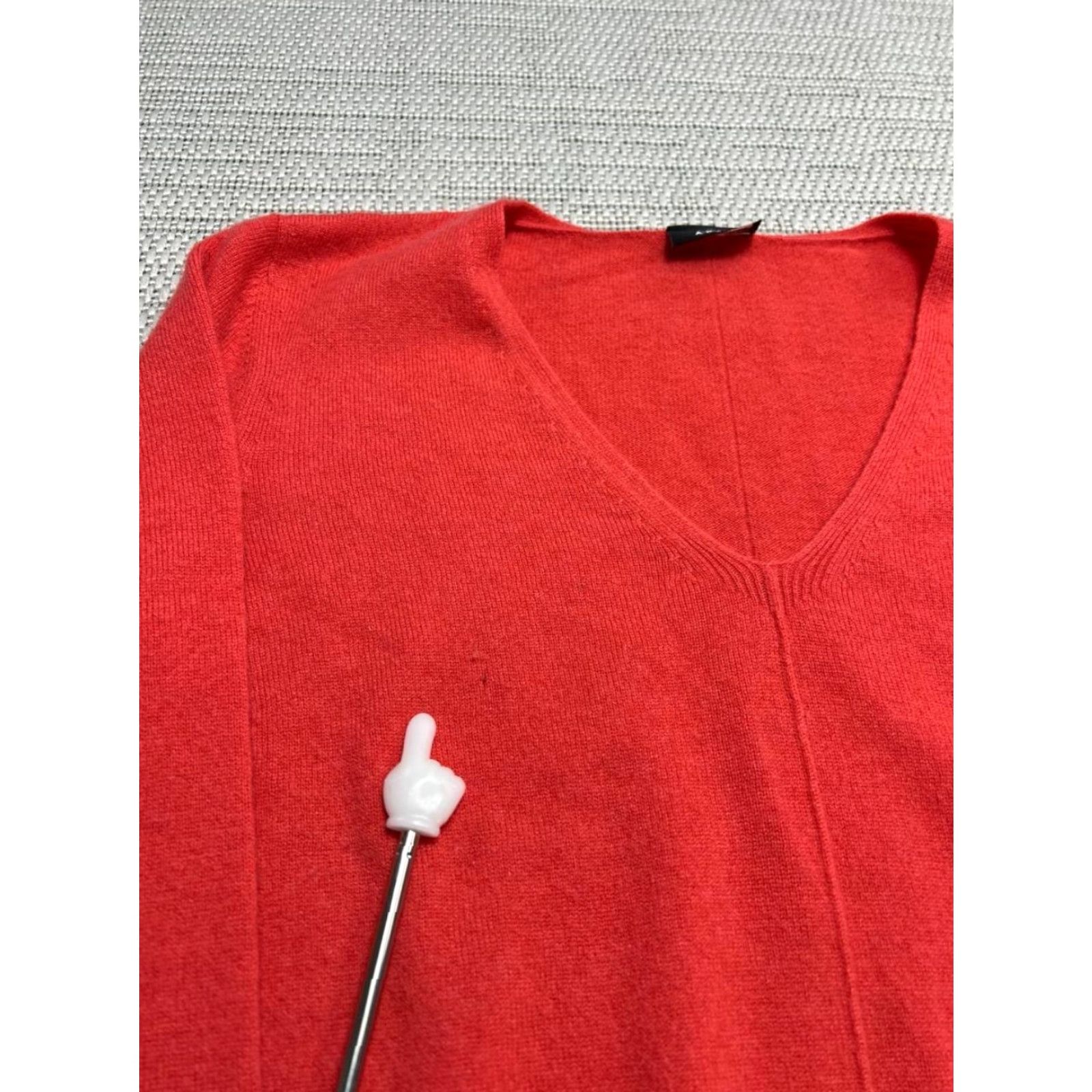 Akris Akris Sweater Womens 6 Red Cashmere V-Neck Tight Knit Ribbed Relaxed Fit Winter Size M / US 6-8 / IT 42-44 - 5 Thumbnail