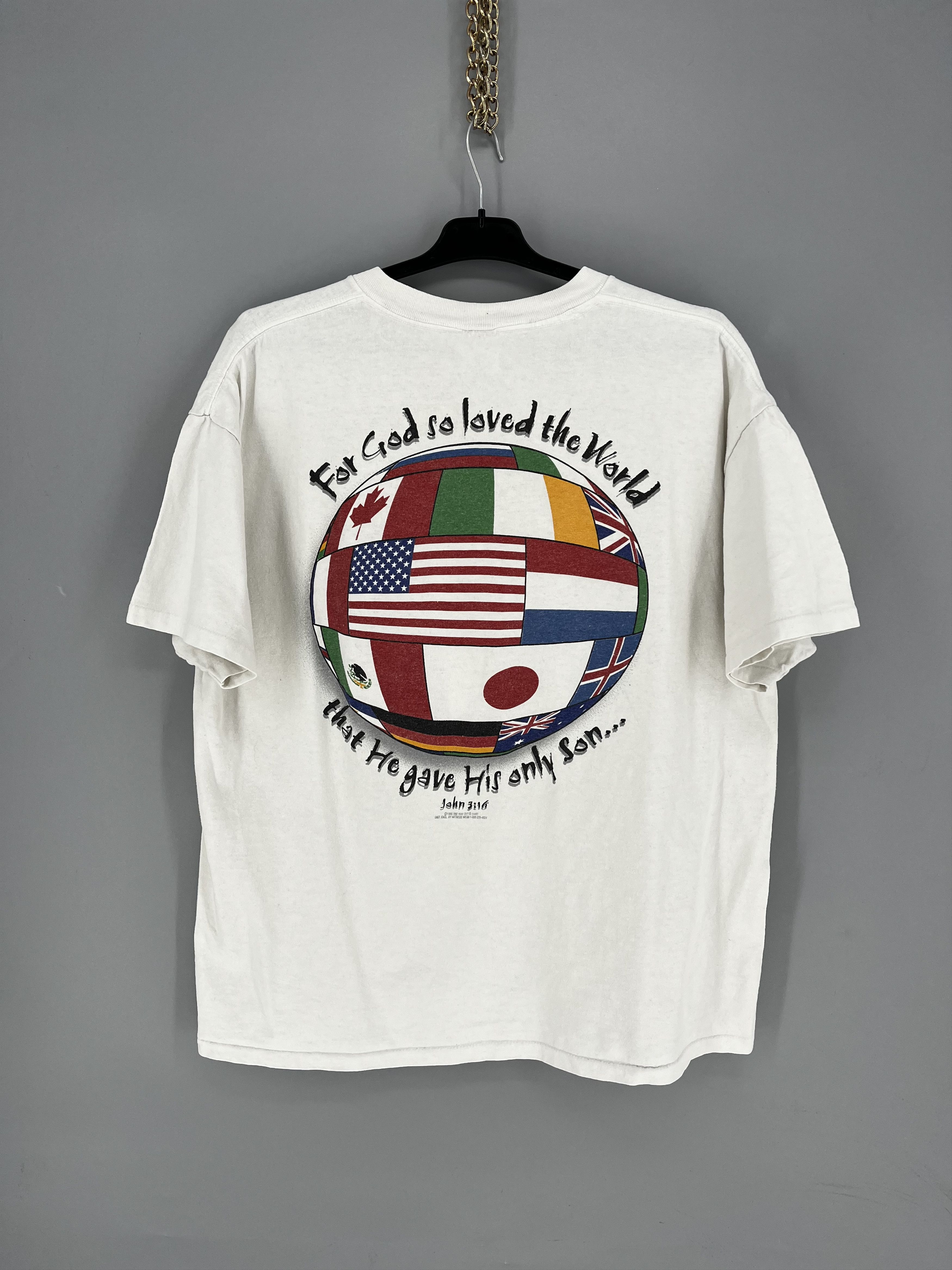 Vintage Vintage 1990s Olympics John 3:16 Jesus Tee Thrashed T-Shirt Size US L / EU 52-54 / 3 - 1 Thumbnail