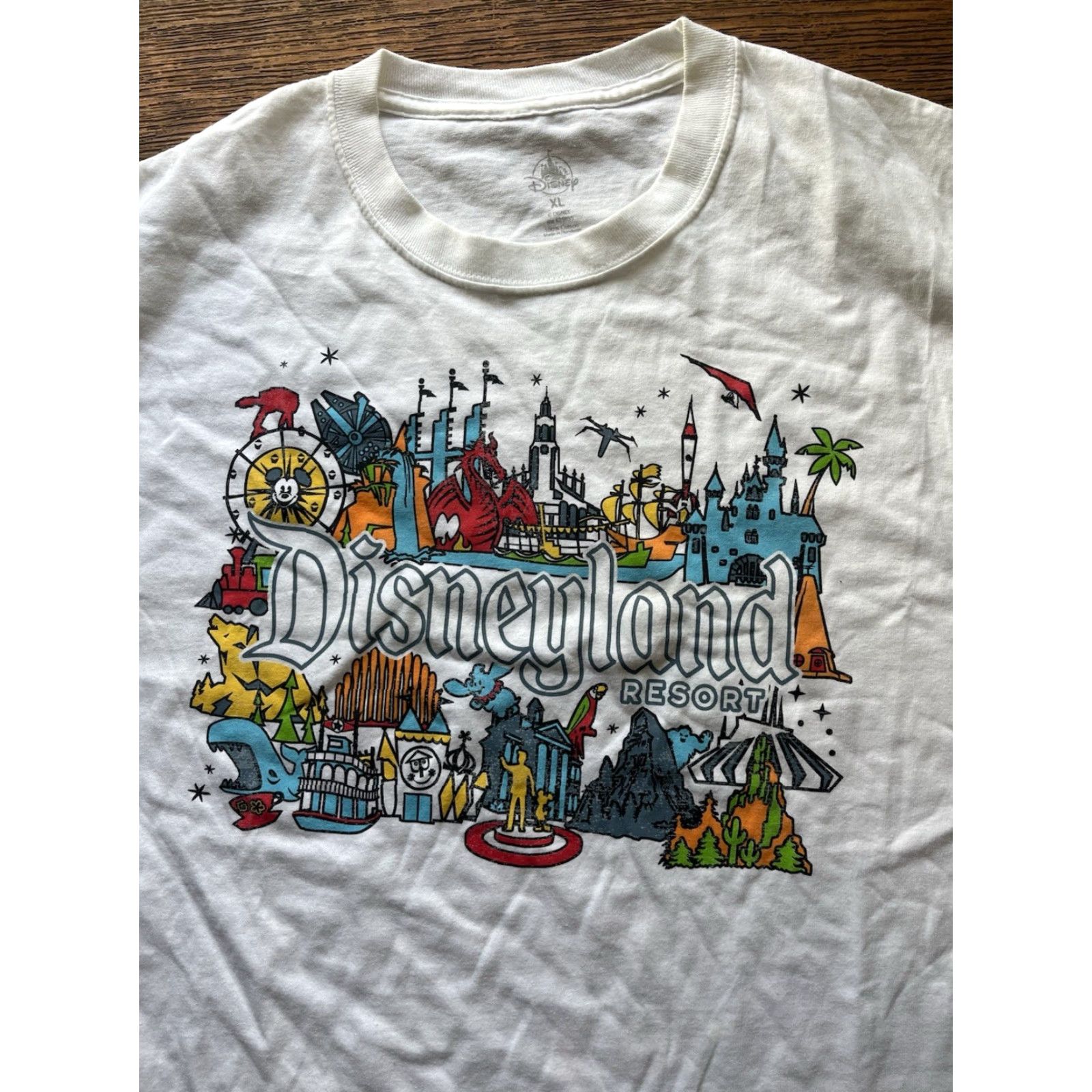 Disney Disney Disneyland T-Shirt White Spell-Out XL Resort Mickey Rides Tour Rides Vacay Mens Size US XL / EU 56 / 4 - 2 Thumbnail