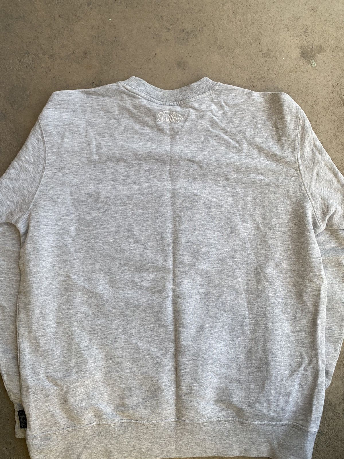 Buffalo London vintage buffalo centre big logo sweatshirt Y2K skater drip Size US M / EU 48-50 / 2 - 6 Thumbnail