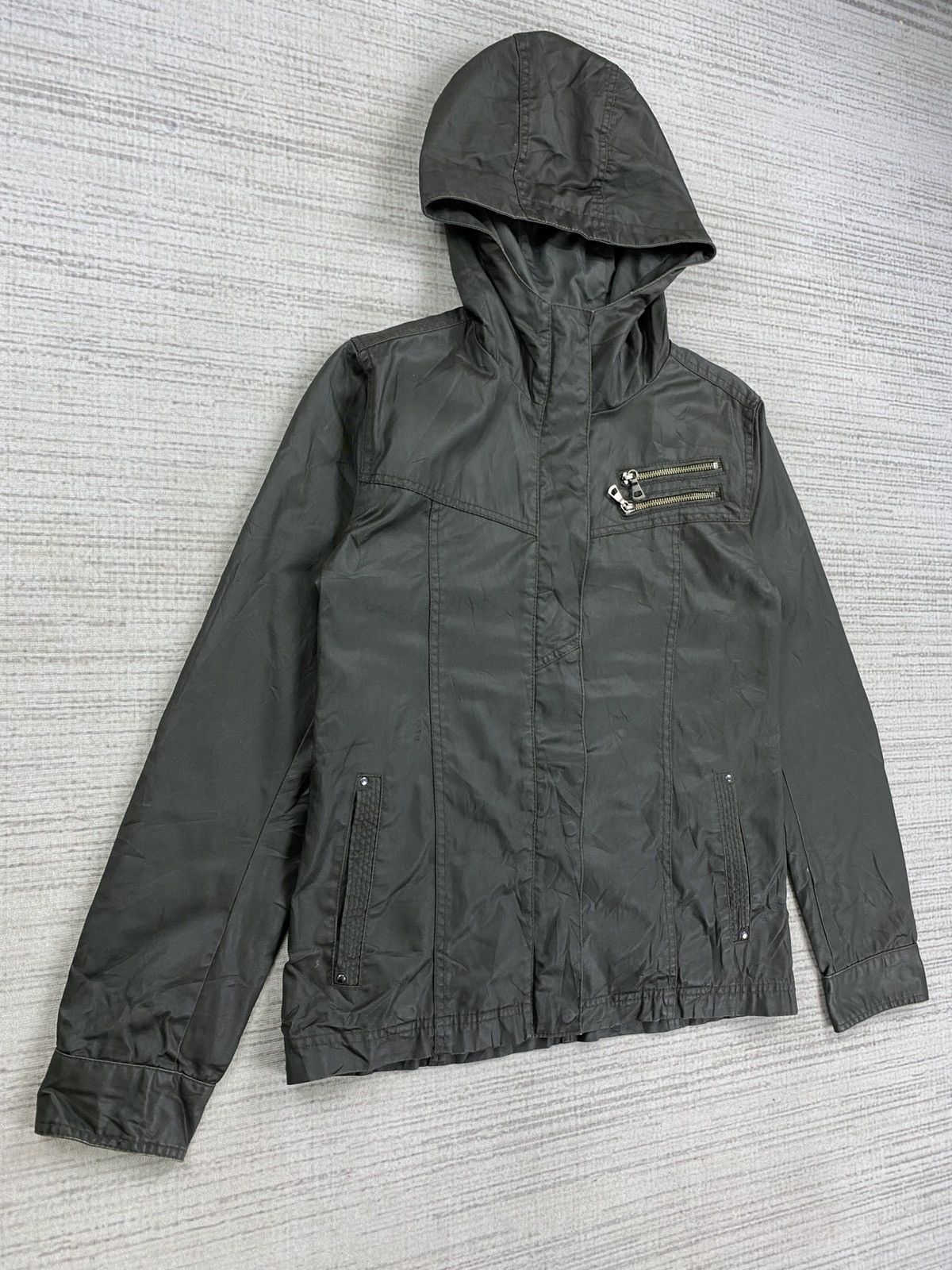 Japanese Brand × Uniqlo × Vintage Coated Cloth By Uniqlo Punk Design Zipper Hoodie Jacket Size US M / EU 48-50 / 2 - 3 Thumbnail
