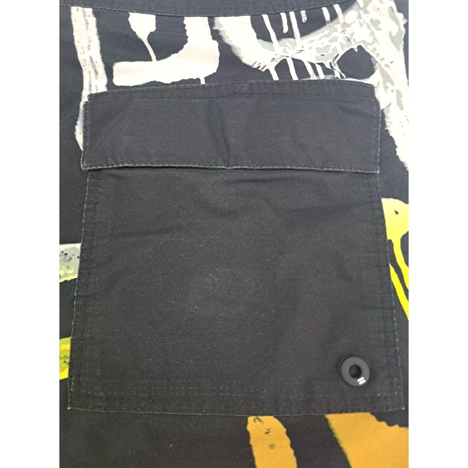 Billabong Billabong Mens Board Shorts 33 Multicolor Poly/Spandex Quick Dry Pockets Drawstring 9" Inseam Mens, Beach, Surfing, Outdoor Size US 33 - 5 Thumbnail