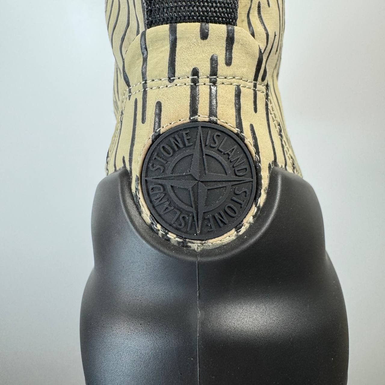 Stone Island Stone Island High-Top Boots Beige Graphic Print Chunky EU 46 Size US 13 / EU 46 - 13 Thumbnail