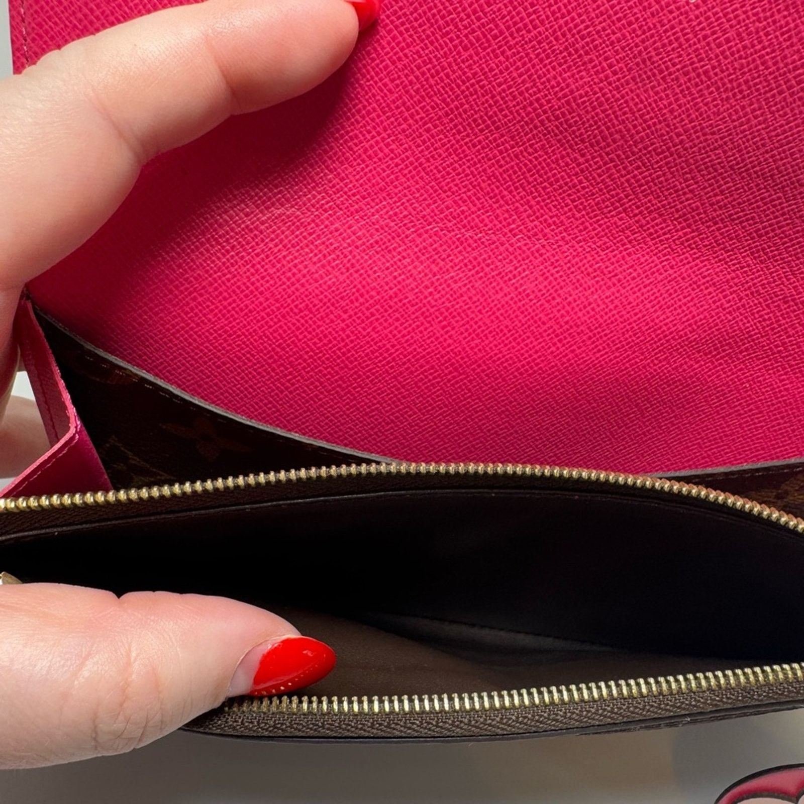 Louis Vuitton Louis Vuitton Emilie Bloom Pink Fuchsia Monogram Wallet Size ONE SIZE - 8 Thumbnail