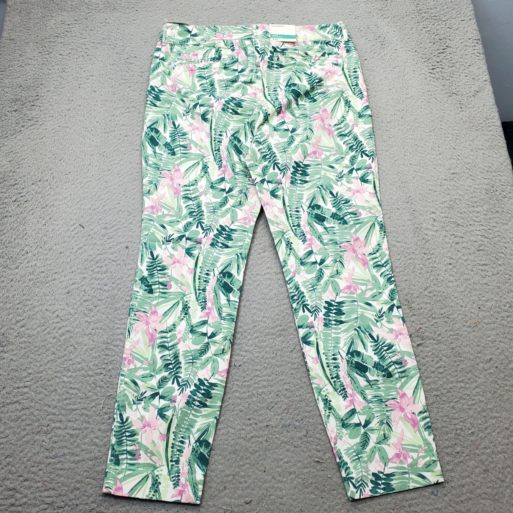 Old Navy Old Navy Pixie Chino Pants Womens Size 10 Multicolor Tropical Print Flat Front Size 32" / US 10 / IT 46 - 2 Thumbnail