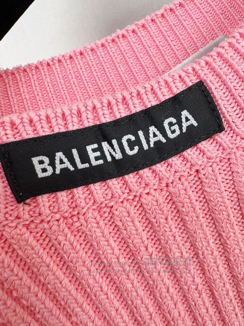 Balenciaga Balenciaga Slim Fit Sweater Size US S / EU 44-46 / 1 - 3 Thumbnail