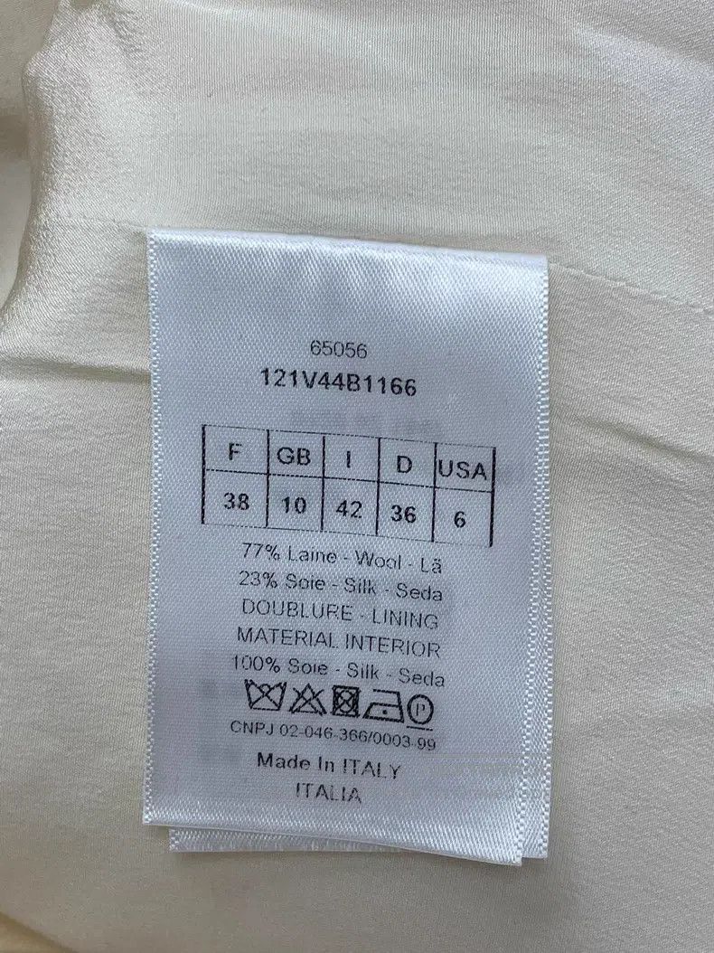 Dior Dior Beige silk and wool suit jacket Size XS / US 0-2 / IT 36-38 - 5 Thumbnail